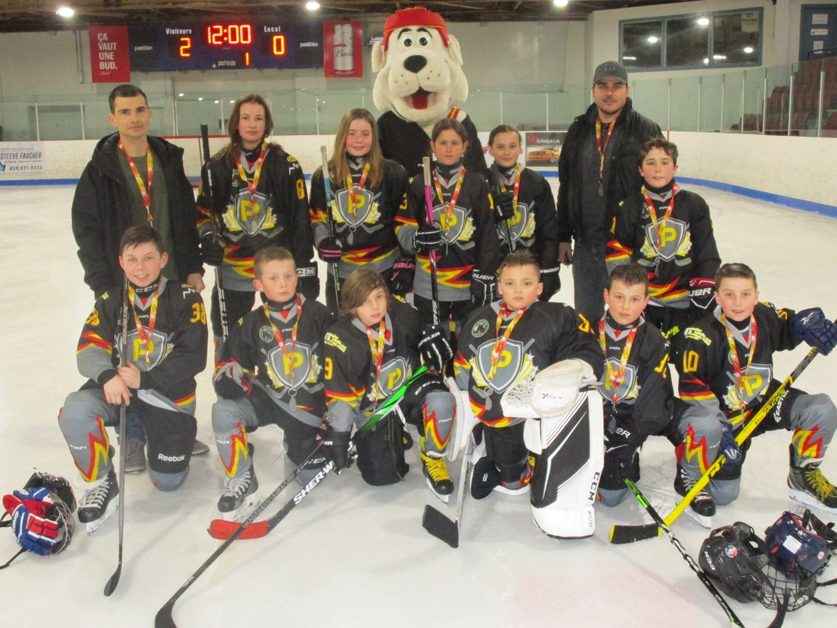 Promutuel M-11B : Emrick Bérubé, Emric Lussier, Xavier Larochelle, Félix Samson, Mathis Massé. Noah Lépine, Noraly Laprade, Mathis Grenier, Ally Corriveau, Carol Anne Richard et Maxim Massé. Les entraîneurs sont Mathieu Corriveau et Maxim Lussier et Mousquiri.