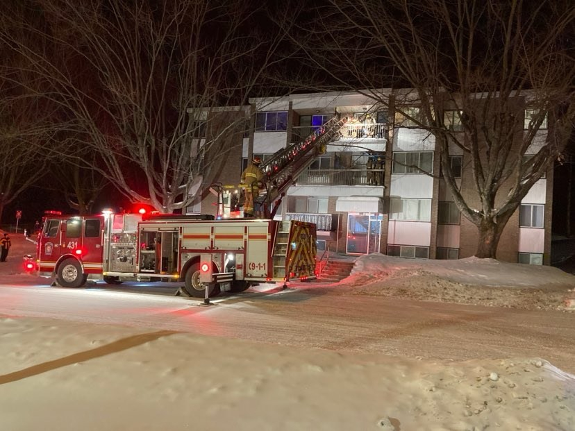 L’incendie était localisé sur le mur extérieur donnant sur la galerie.