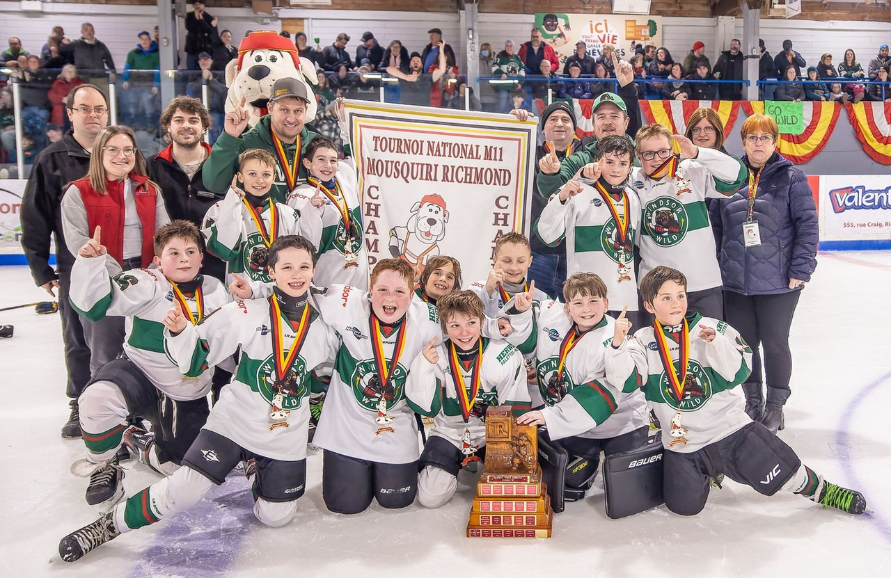 Le Desjardins-Wild de Richmond-Windsor, champion de la classe B du tournoi Mousquiri M-11.