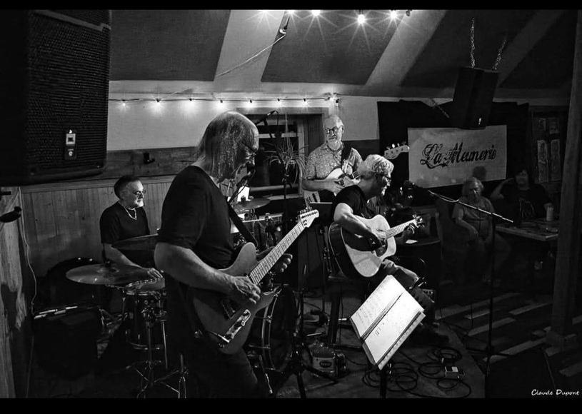 Des retrouvailles et un nouvel album pour le groupe Funambule Café
