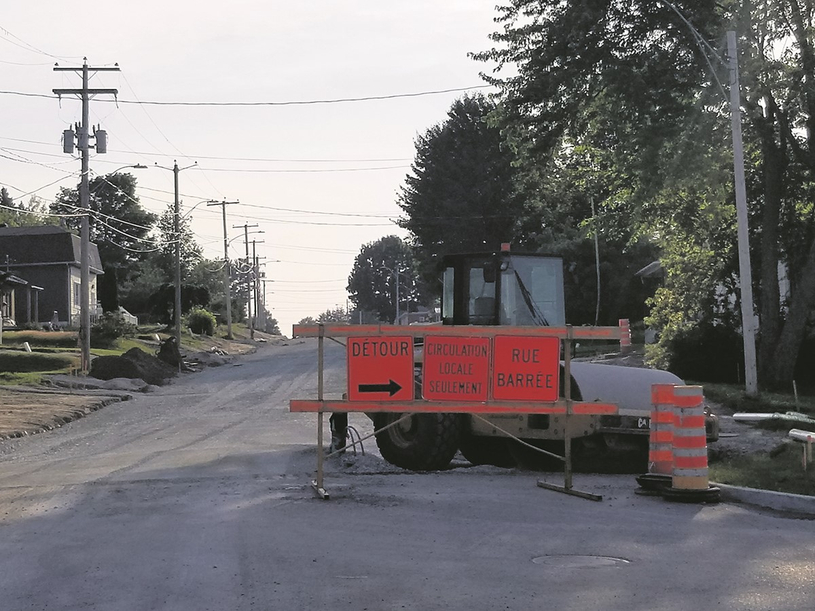 Les chantiers routiers vont bon train à Asbestos