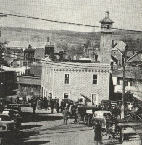 Le premier Hôtel de Ville de St-Georges
