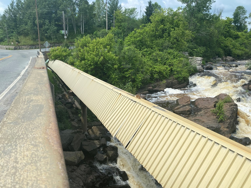 Début des travaux de réfection de la passerelle Watopeka