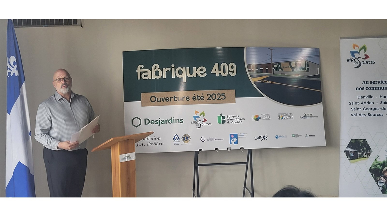 Le directeur général du CAB des Sources M. Christian Boucher, dévoila alors officiellement « La Fabrique 409»