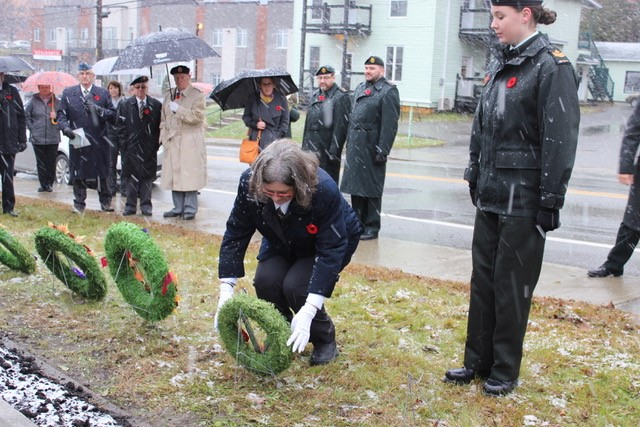 100 ans de recueil devant le cénotaphe de Windsor  