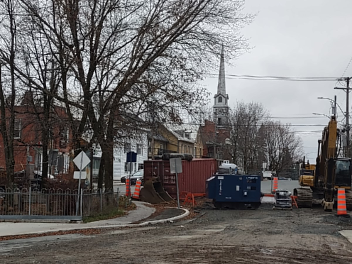 Les travaux sur la rue du Carmel sont amorcés à Danville