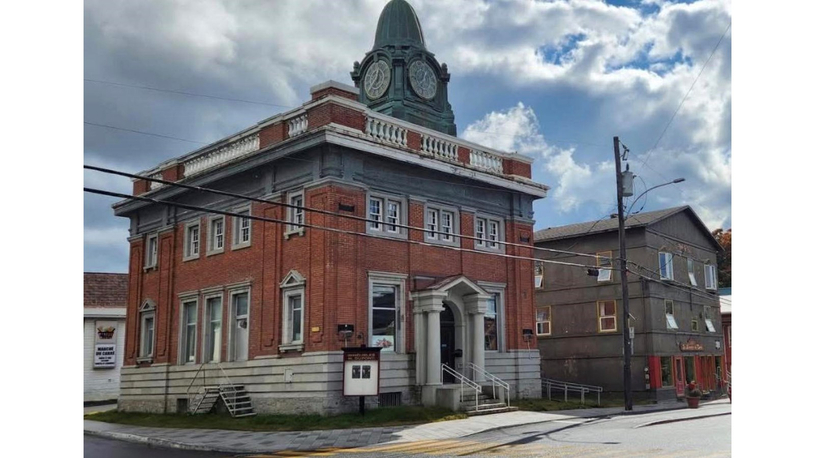 La Maison des jeunes de Danville dans la tourmente !