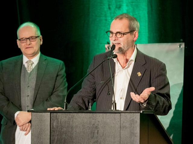 Des prix d’Excellence en environnement pour Nez rouge et Carboneutre 