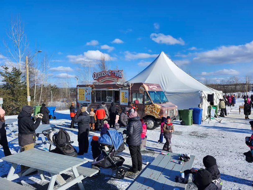 Comme prévu, le Carnaval de Saint-François attire plus de 400 visiteurs