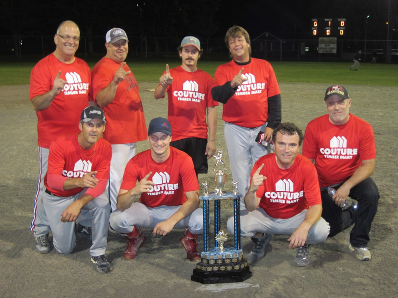 L’Industrielle Alliance remporte la finale de la ligue de softball Timber Mart Couture