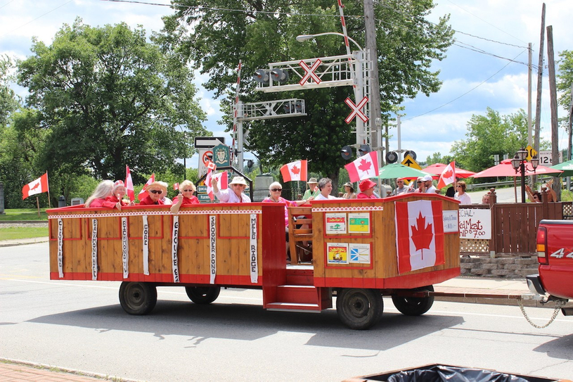 Juste assez de soleil pour la parade de la Confédération