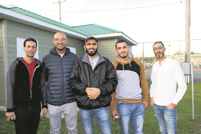 Vive la pétanque pour six travailleurs tunisiens