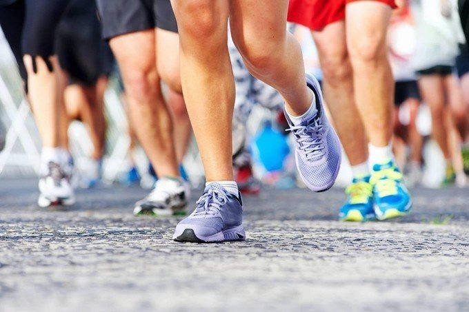 La population invitée au Marchedons 