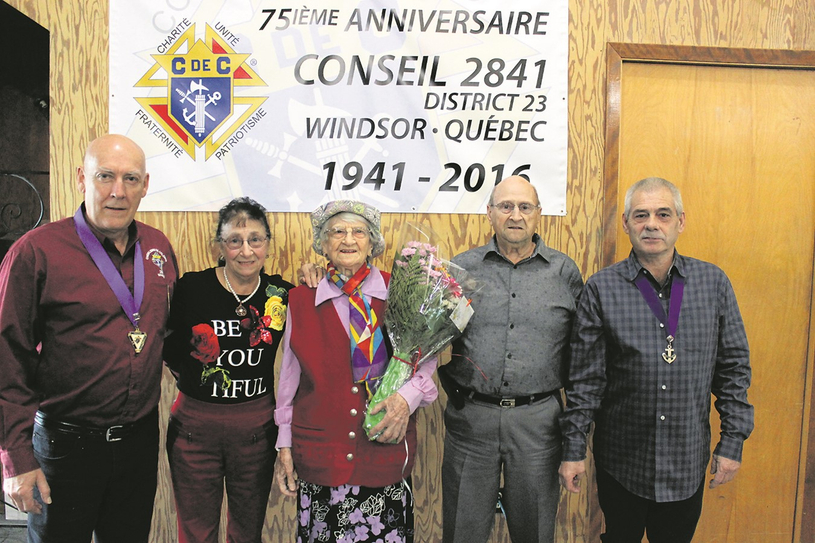 Les Chevaliers soulignent le centenaire de Mme Antoinette Therrien