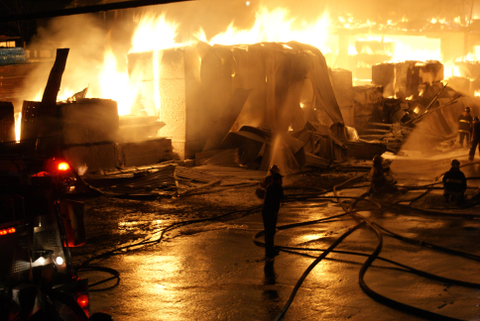 Incendie - Quincaillerie André Lessard !