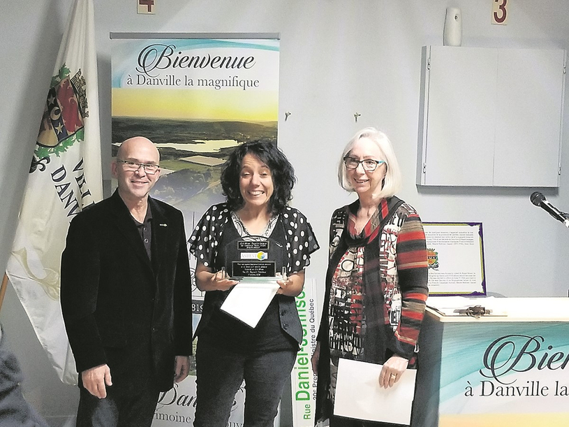 Le Club Select de Danville-Asbestos intronise deux nouveaux membres   