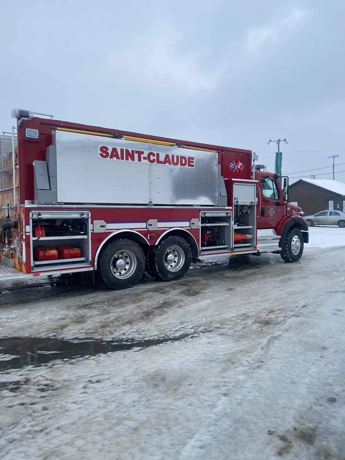 Un tout nouveau camion-citerne pour le service incendie de Saint-Claude