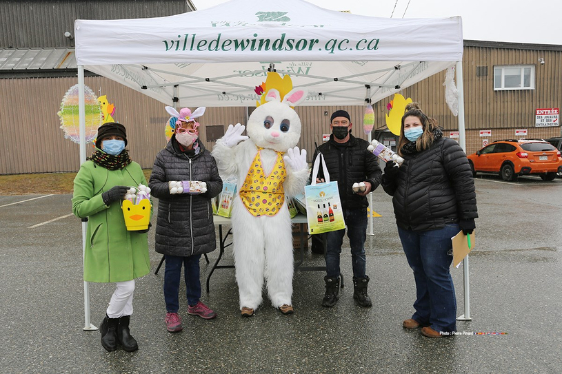 200 trousses distribuées pour Pâques à Windsor