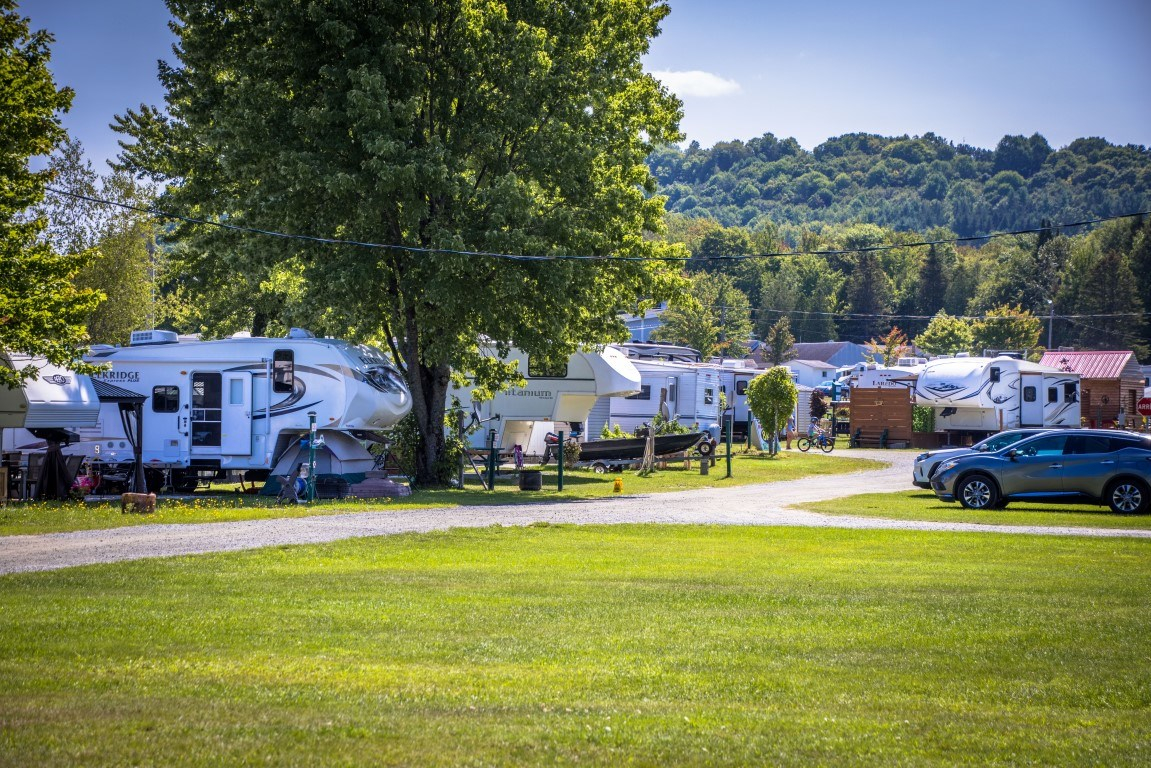 Une 60e saison pour le camping L’Oiseau bleu de Val-des-Sources