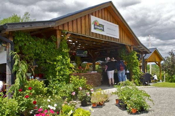 Ouverture du Marché champêtre de Melbourne et inauguration de projets 