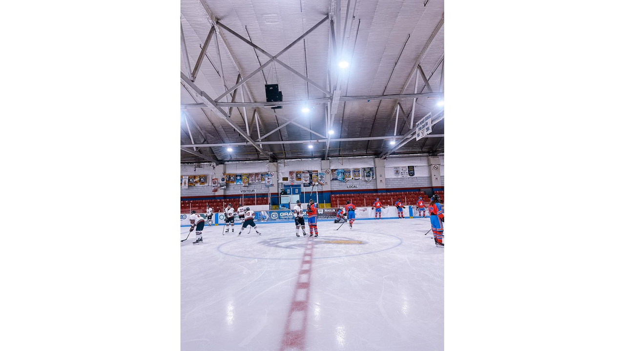 Le Nordik Blades de Val-des-Sources entreprennent une nouvelle saison de hockey senior au plus grand plaisir des amateurs de la région.