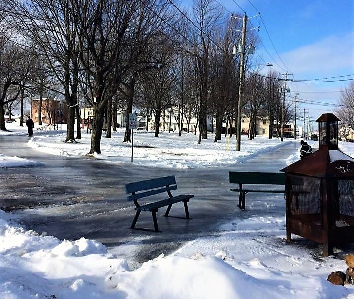Le sentier de glace du Parc Dollard d’Asbestos