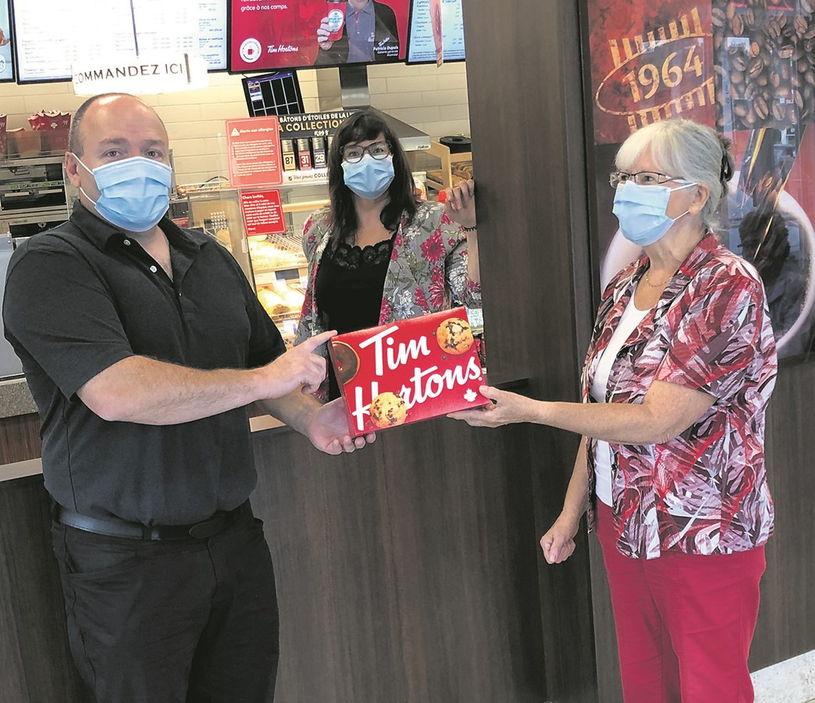 Plus que des biscuits : des sourires pour la Fondation du CSSS des Sources