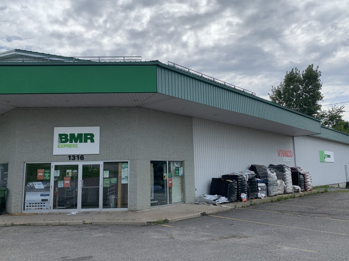 Le conseil de Tingwick réagit à la fermeture du BMR