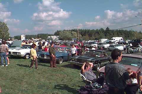 Exposition de voitures antiques en 1998
