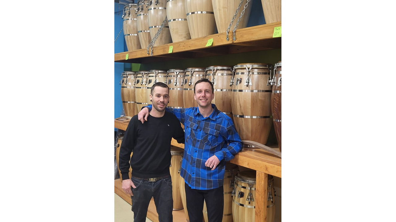 Michael Poulin, directeur d'atelier et Francis Mercier, propriétaire de l’entreprise MOPERC de Danville.