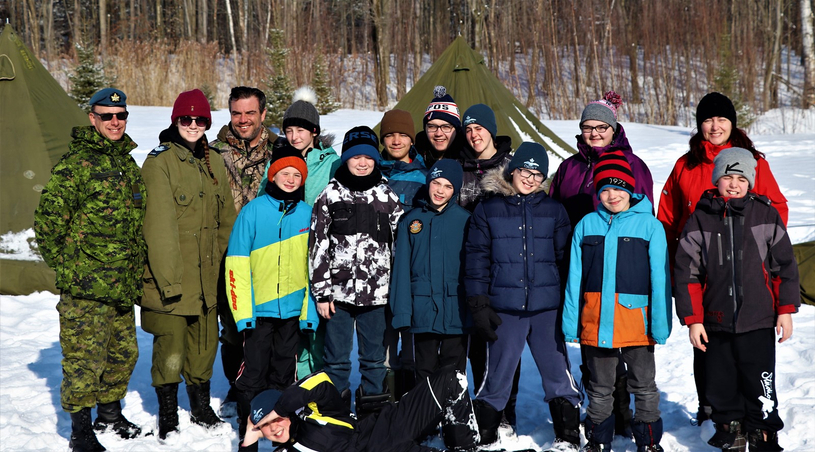 Les Cadets de l’Escadron 635 participe à une survie hivernale