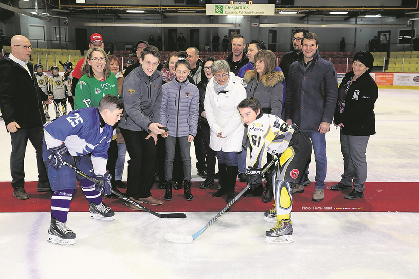 Inauguration officielle du 43e Tournoi pee-wee bantam Sherwood de Windsor  