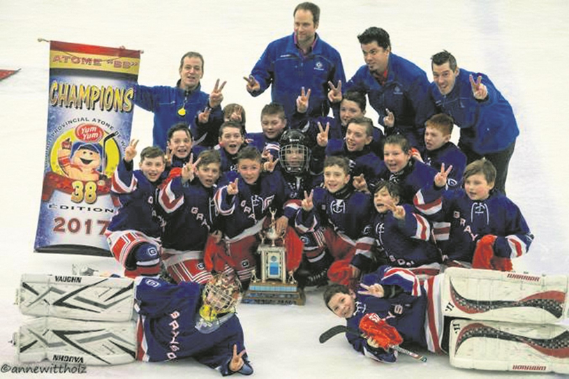 Le Grayson champion du tournoi Atome de Warwick 