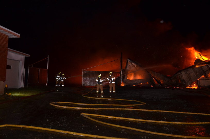 Un incendie cause pour plusieurs centaines de milliers de dollars de pertes à Saint-Georges-de-Windsor