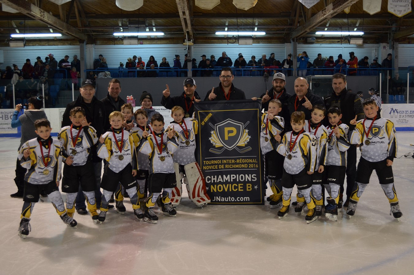 L’équipe du Promutuel se signale au tournoi novice