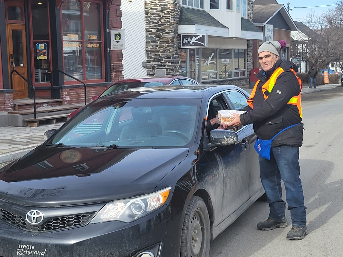Un point de vente était installé aux quatre coins du Carré à Danville.