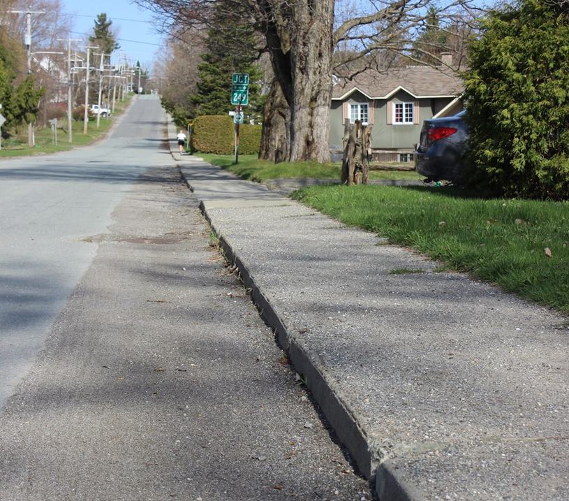 Trottoirs à Saint-François : 489 non et 191 oui
