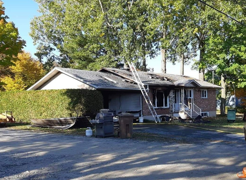 Une résidence lourdement endommagée par les flammes à Danville