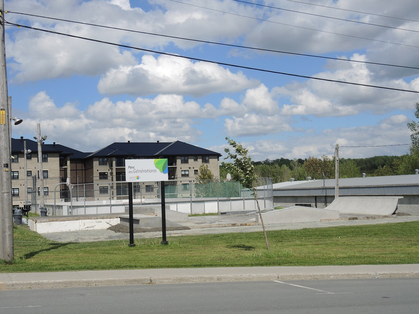 Le skatepark d’Asbestos, ça va comme sur des roulettes