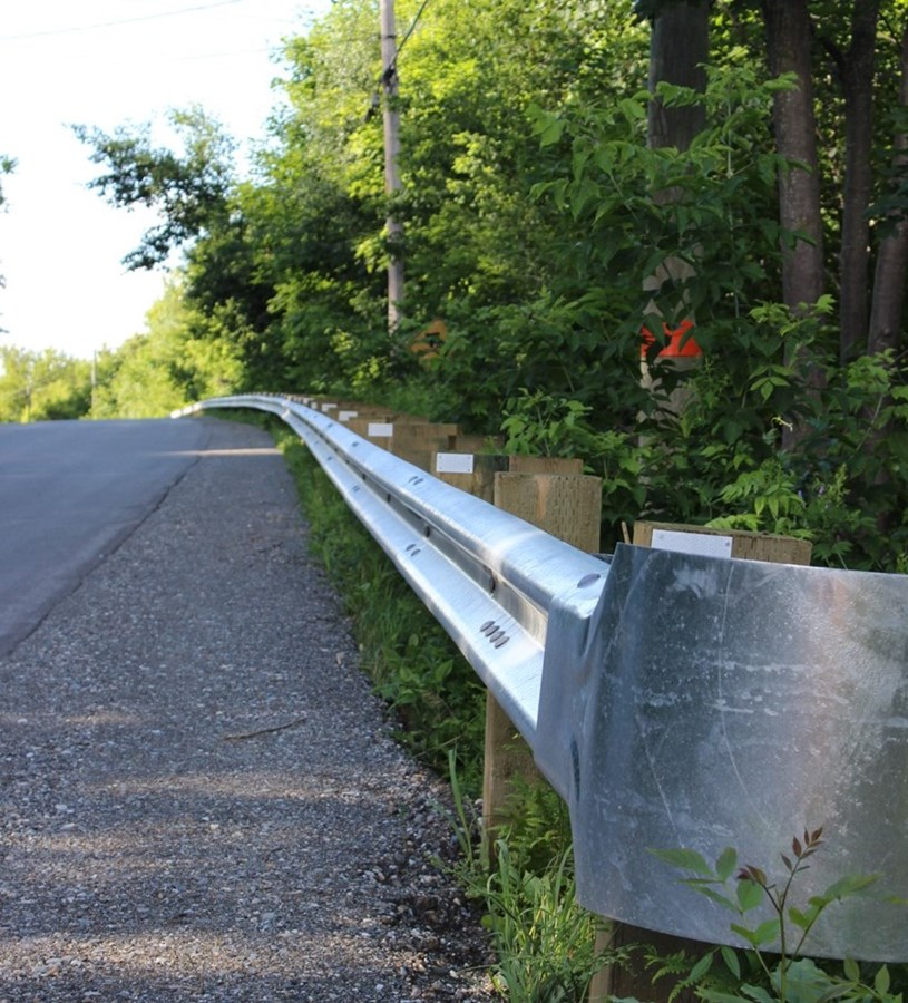 Installation de glissières de sécurité