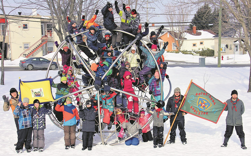 Rassemblement à Asbestos dans le cadre de la fête du Scoutisme