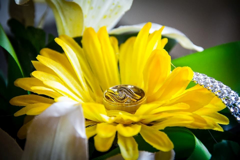 Mariage couleur et or