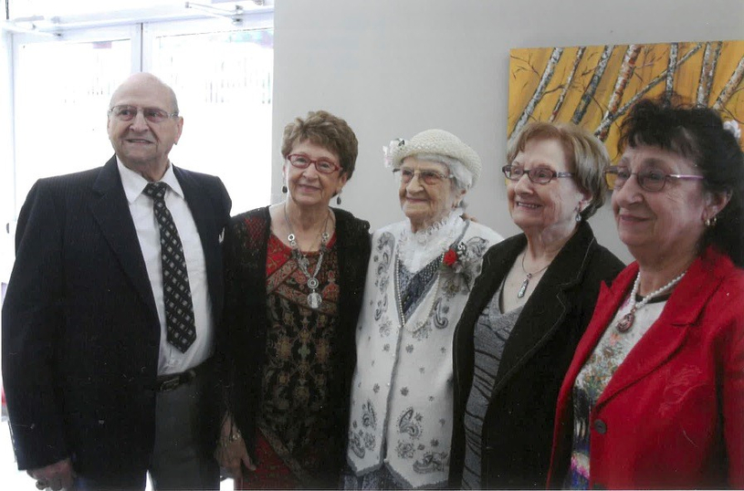 Une belle photo pour les 102 ans