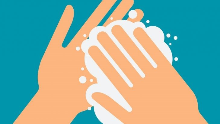 Lavage de main: le savon plus efficace que le gel désinfectant? Vrai