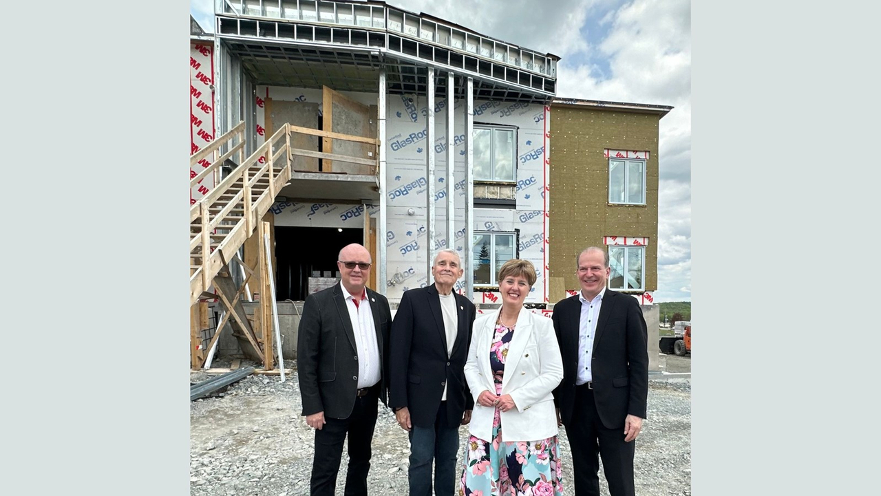 Hugues Grimard, Jacques Poiré, l’honorable Marie-Claude Bibeau, ainsi que André Bachand.