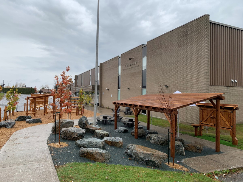 L’Escale inaugure sa nouvelle cour d’école