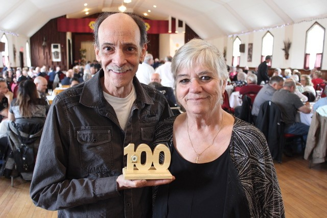 De la statuette du 100e des Chevaliers aux artisans 