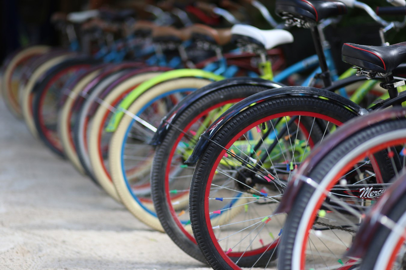Des vélos et des casques pour les élèves de l’école Plein-Coeur