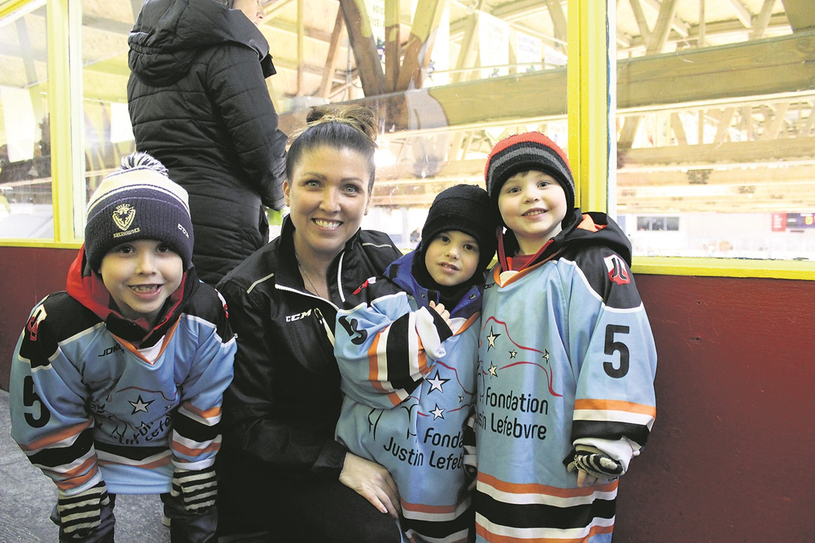 Match de hockey-bénéfice : 10 500 $ pour la Fondation Justin-Lefebvre