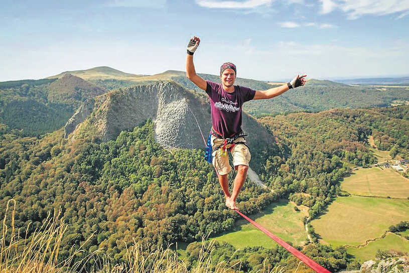 Asbestos Highline :  pour les amateurs de haute voltige et sensations fortes !